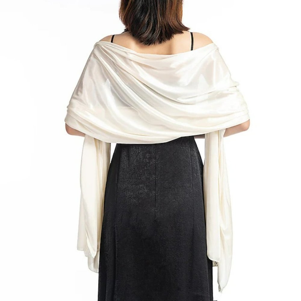 Shawls and Wraps by Pashmina - Picture 2 of 3